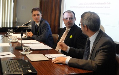 Gustavo Augusto Soares dos Reis, Antonio José Maffezoli Leite and Marcelo Pedroso Goulart