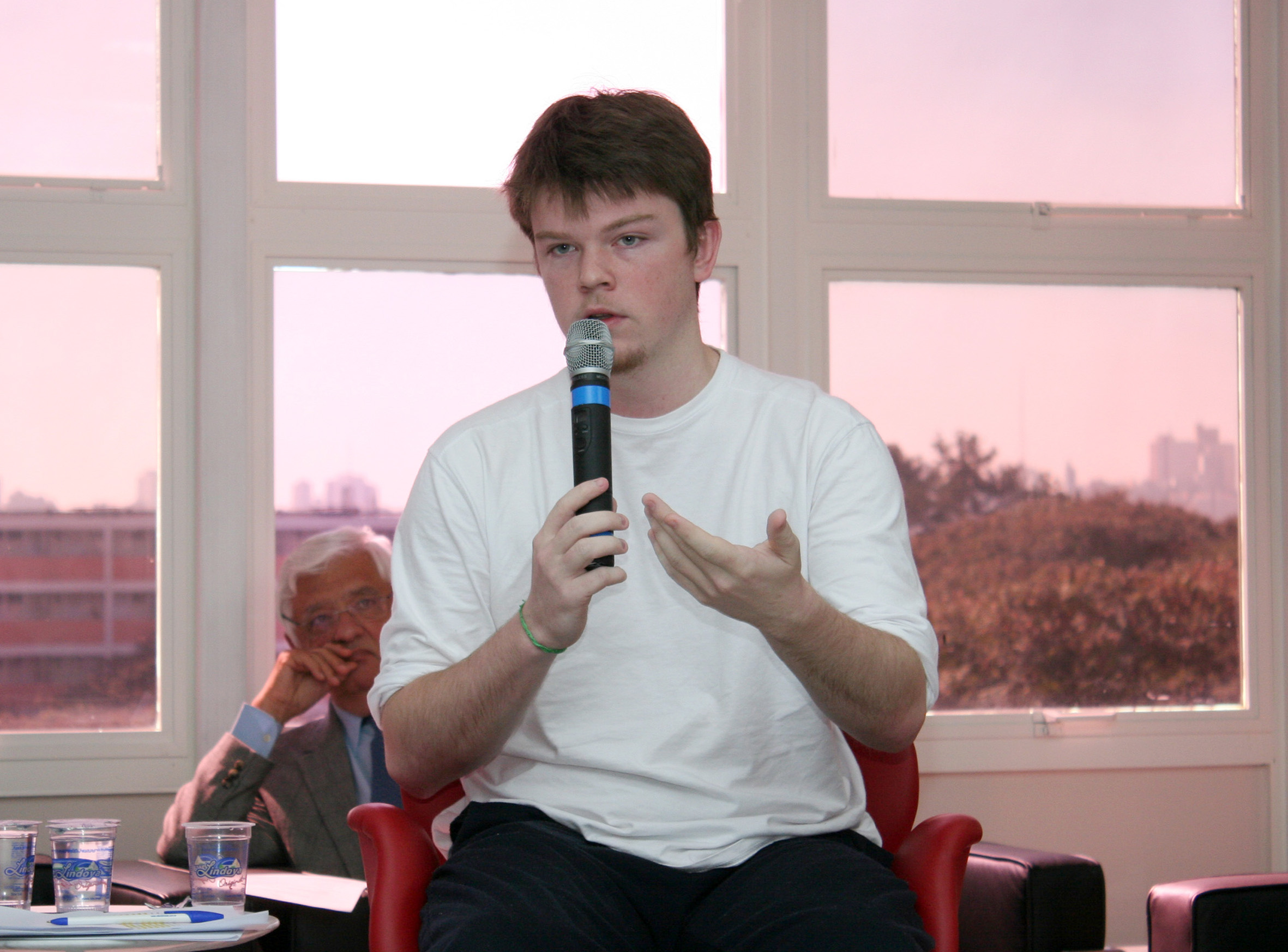 Matheus Preis answers a question from the interviewers