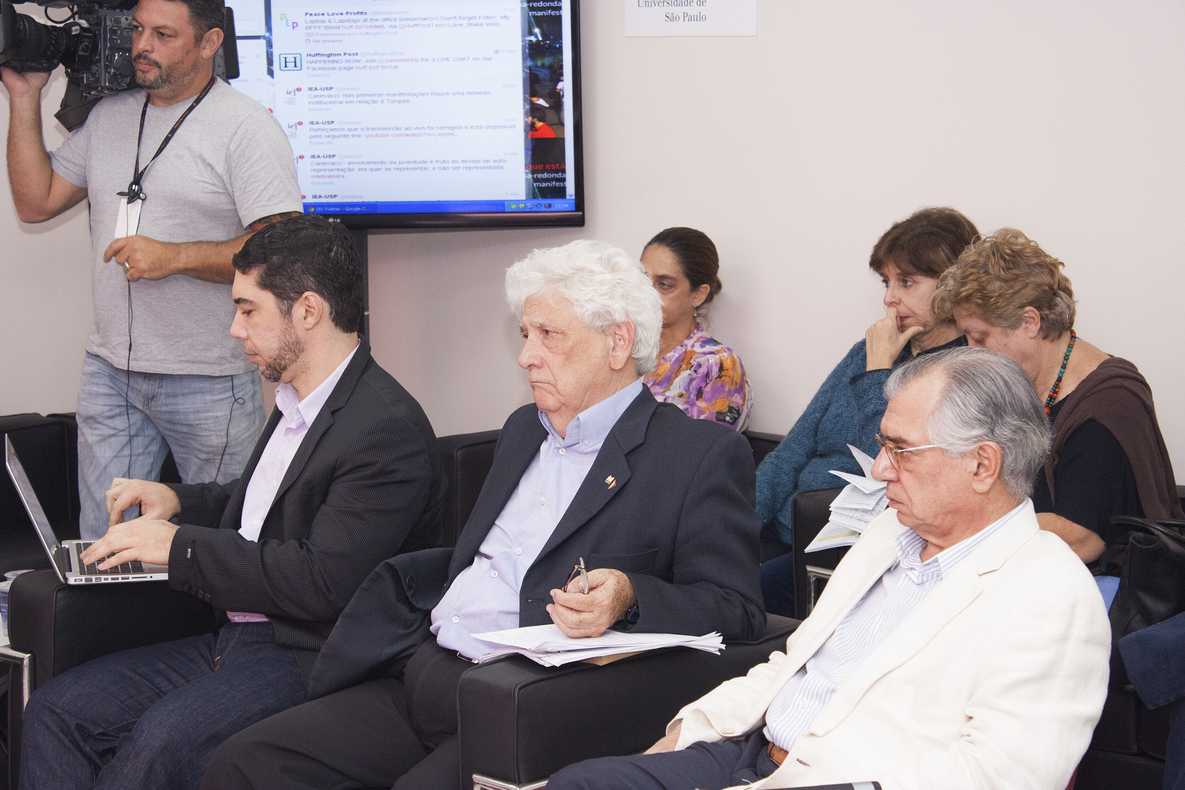 Alexey Dodsworth Magnavita, José da Rocha Carvalheiro and José Álvaro Moisés