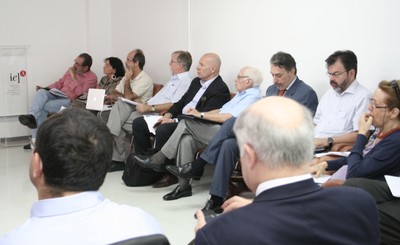 Sergio Mindlin, Betty Mindlin, José Goldemberg and others