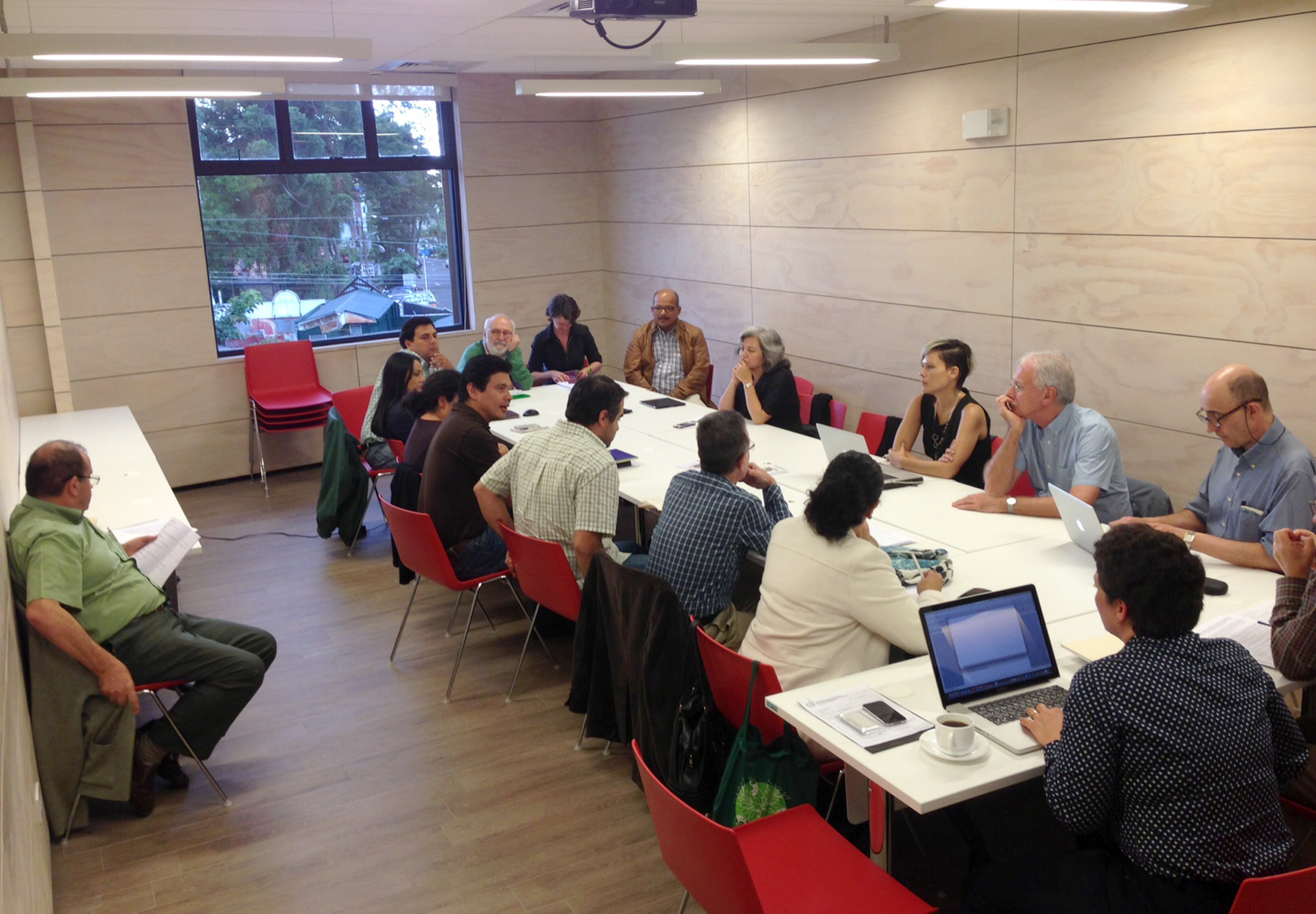 Meeting at the University of Costa Rica for the creation of its new IAS
