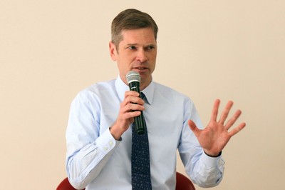 Michael Elliott