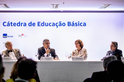 Paulo Saldiva, Vahan Agopyan, Angela Dannemann and Nílson José Machado