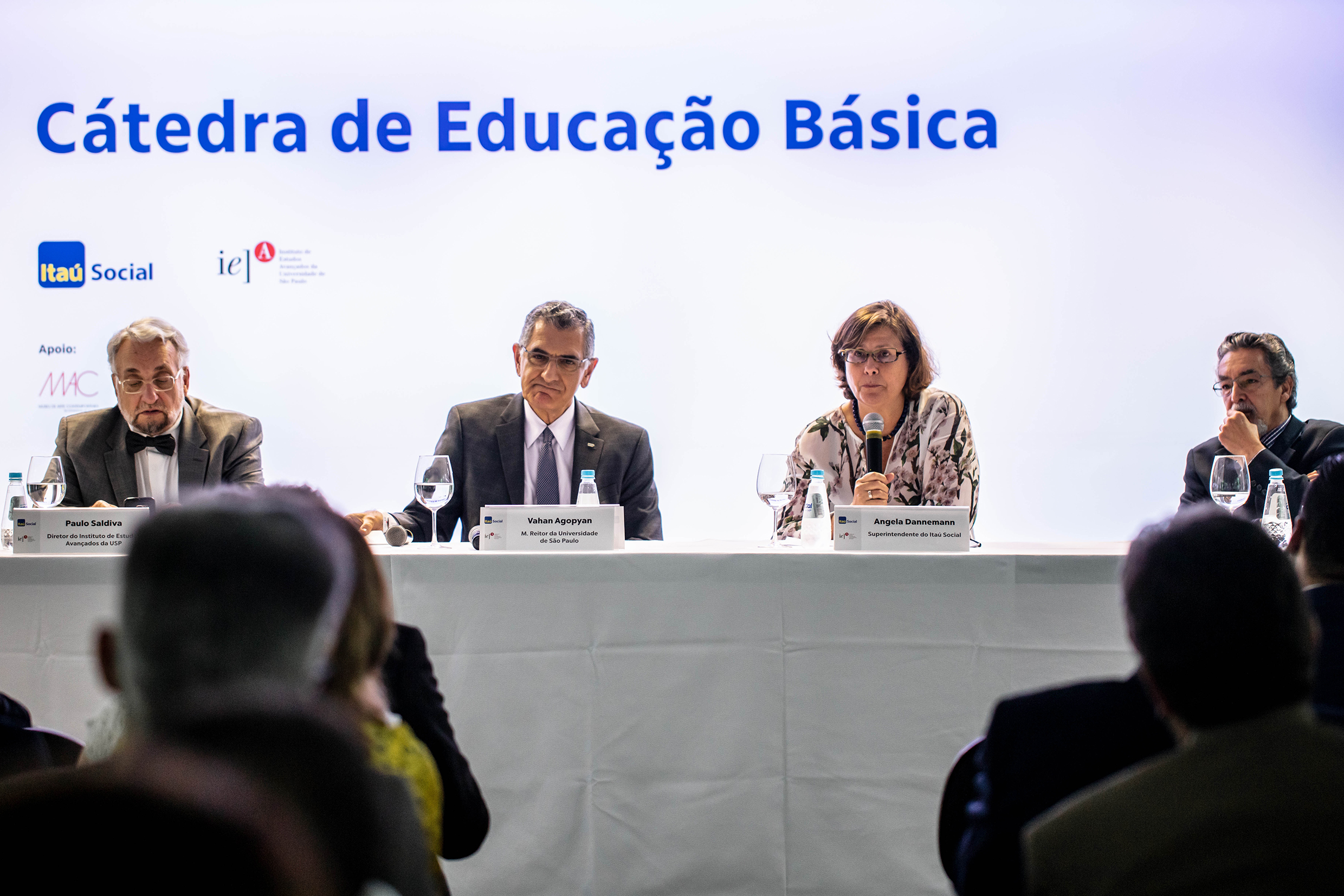Paulo Saldiva, Vahan Agopyan, Angela Dannemann and Nílson José Machado