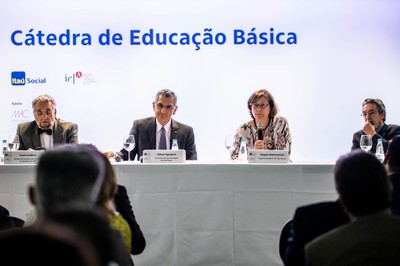 Paulo Saldiva, Vahan Agopyan, Angela Dannemann and Nílson José Machado