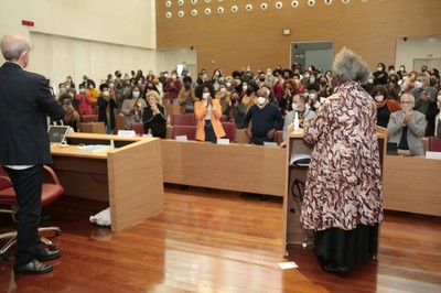Audience applauds Conceição Evaristo