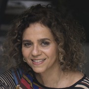 Beatriz Milhazes - Perfil