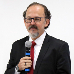 Rogério Arantes
