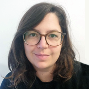 Daniela Constanzo - Perfil