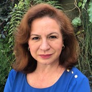 Elaine Gomes dos Reis Alves - Perfil