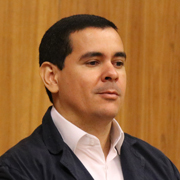 Eric Aguiar - Perfil