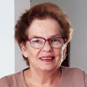Evelyn Levy - Perfil