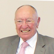 Martin Hunter - Perfil