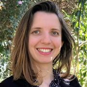 Natália de Paula Moreira - Perfil