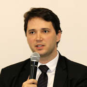 Oswaldo Noce Dela Torre - Perfil