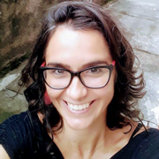 Adriana Pinho - Perfil