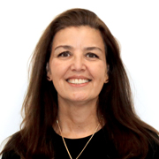 Andrea Ferraz Young - Perfil