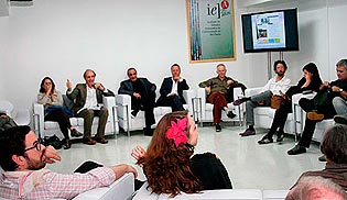 Encontro sobre arte latino-americana