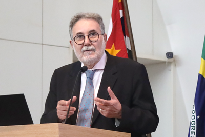 Carlos Américo Pacheco - 02/12/2025