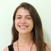 Carolina Alves de Oliveira - Perfil