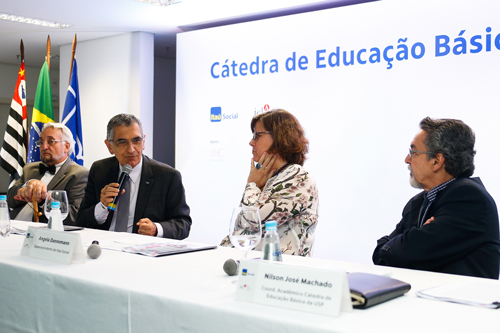 Cátedra de Educação - 1 