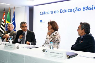 Cátedra de Educação - 1 