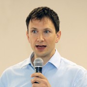 Chris Kutarna - Perfil