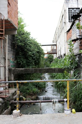 Córrego na São Remo