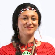 Cris Takuá - Perfil