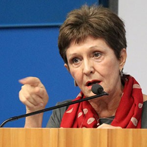 Ermínia Maricato - 16/4/2019