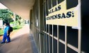 Escola com aulas suspensas por pandemia