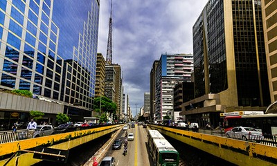 Escola da metrópole