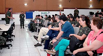 estudantesamazonia2012b.jpg