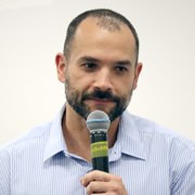 Flávio de Oliveira Pires - Perfil