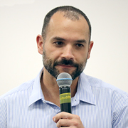 Flávio de Oliveira Pires - Perfil