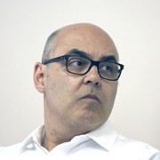 Gustavo Kesselring - Perfil