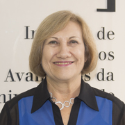 Helena Bonito Couto Pereira