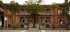 Home 2 - Pinacoteca