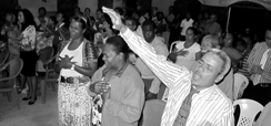 Home 2 -  Por que o Cristianismo Evangélico Melhora a Vida do Pobre Brasileiro