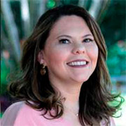 Maria Marinho - Perfil.jpg