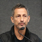 Maurício Dias - Perfil