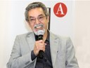 Nílson José Machado - Literatura e matemática Nílson José Machado - Literatura e matemática