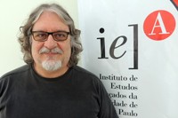 Professor senior - Mario de Vivo