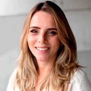 Renata Isfer - Perfil