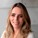 Renata Isfer - Perfil