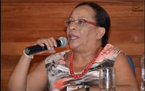 Sônia Barros - EE-USP - 2