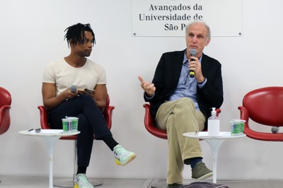 Victor Hugo Neves de Oliveira e Martin Grossmann