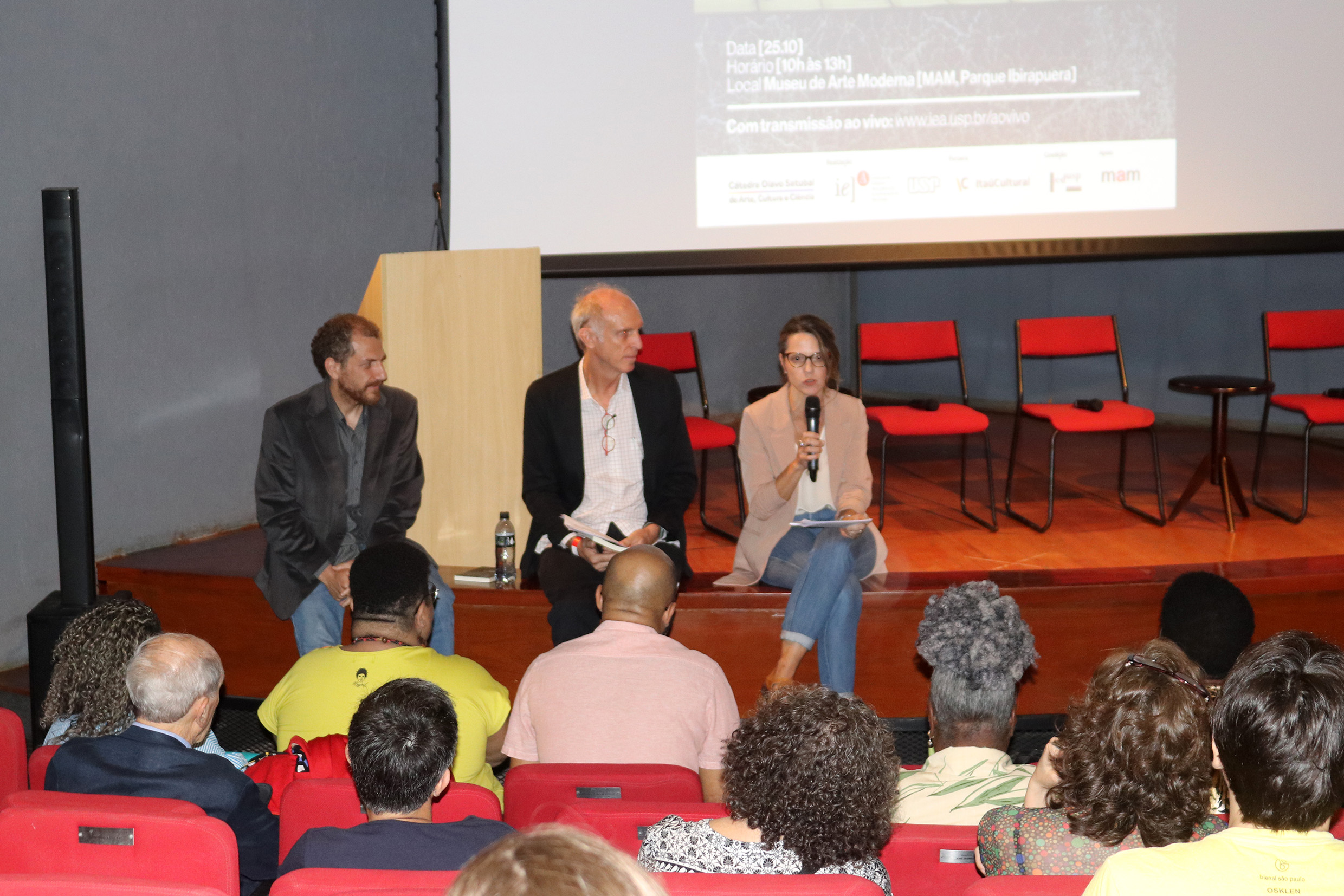 Cauê Alves, Martin Grossmann e Luciana Modé 