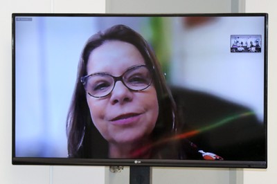 Denise Pires de Carvalho, via vídeo-conferência
