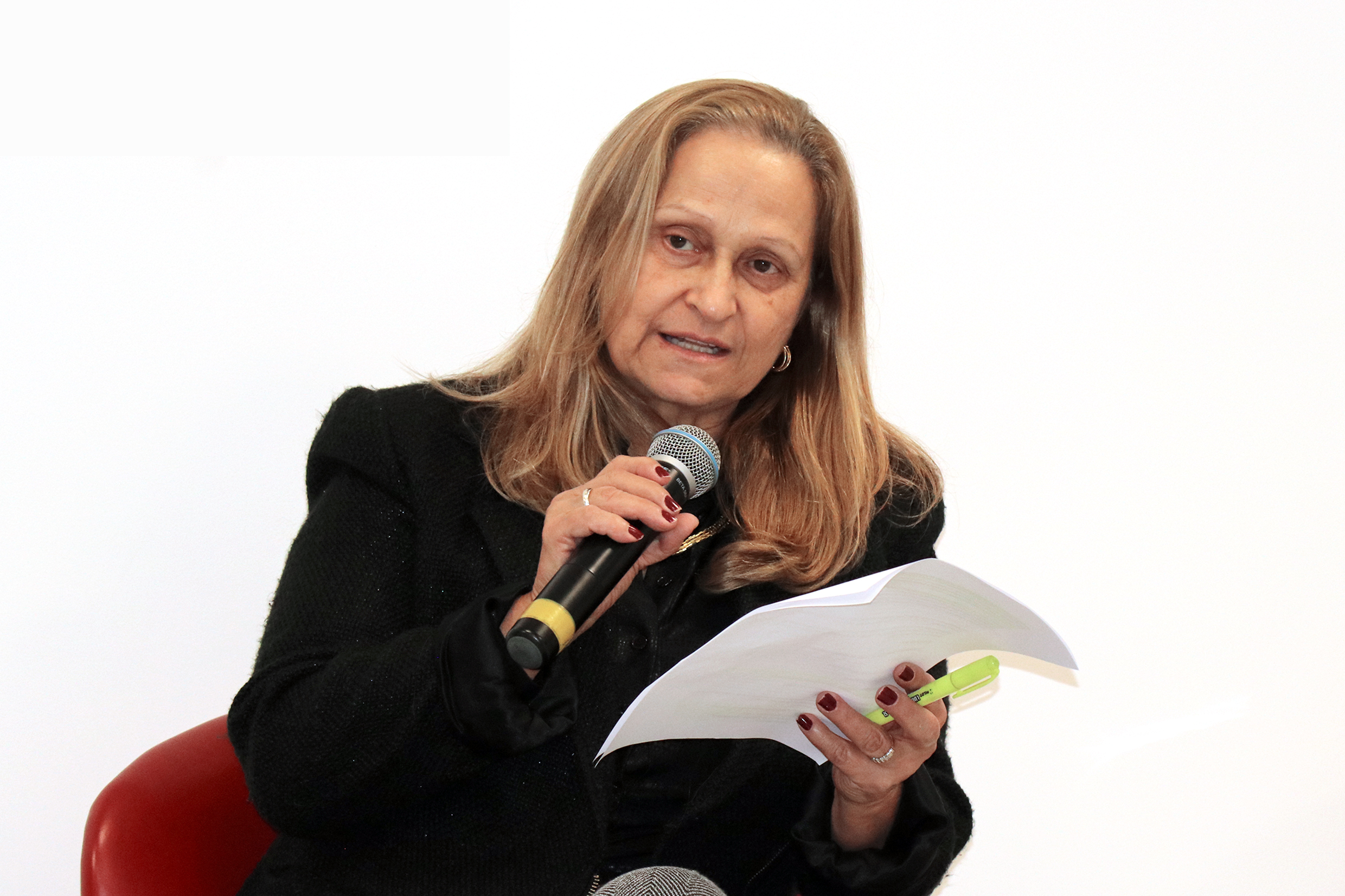 Wanda Maria Risso Günther abre o evento